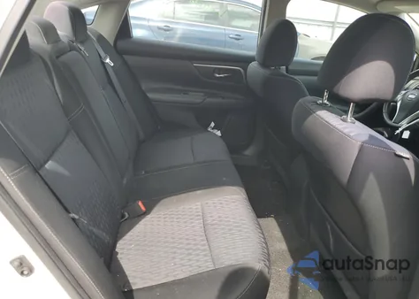 2018 Nissan Altima 2.5 from USA, damaged, VIN 1N4AL3AP0JC268237